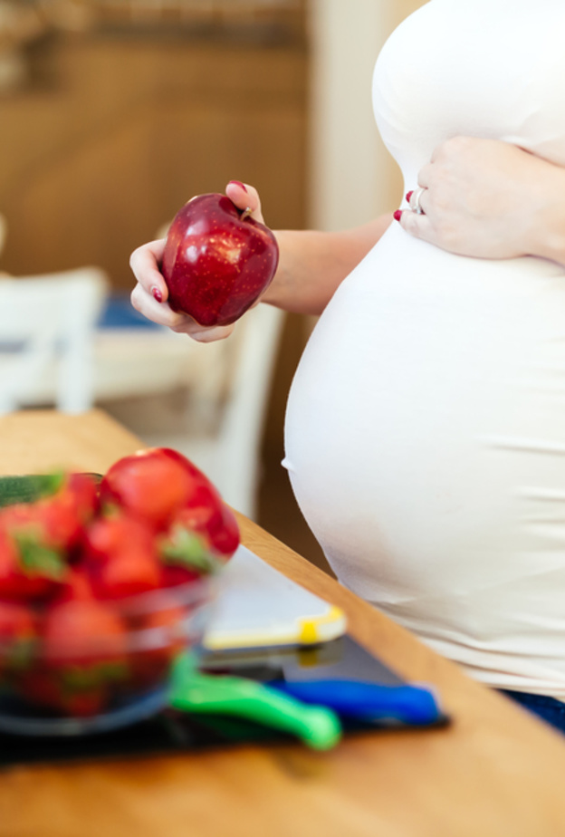 هذه الاطعمة تصيب الجنين بالامراض فاحذريها