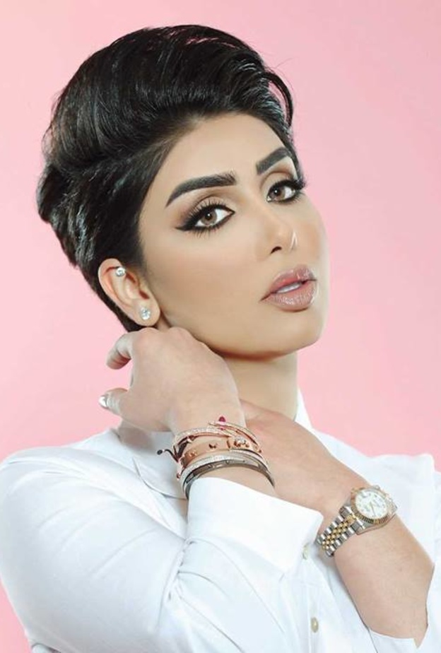 سوزان سكاف تحلق شعرها