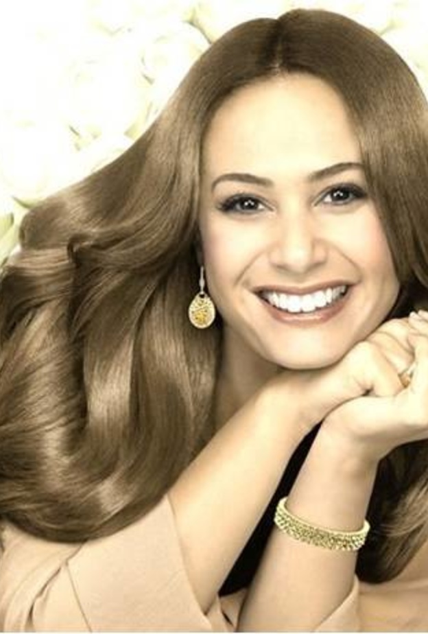 هند صبرى تعرضت لسرقة حسابها على انستقرام