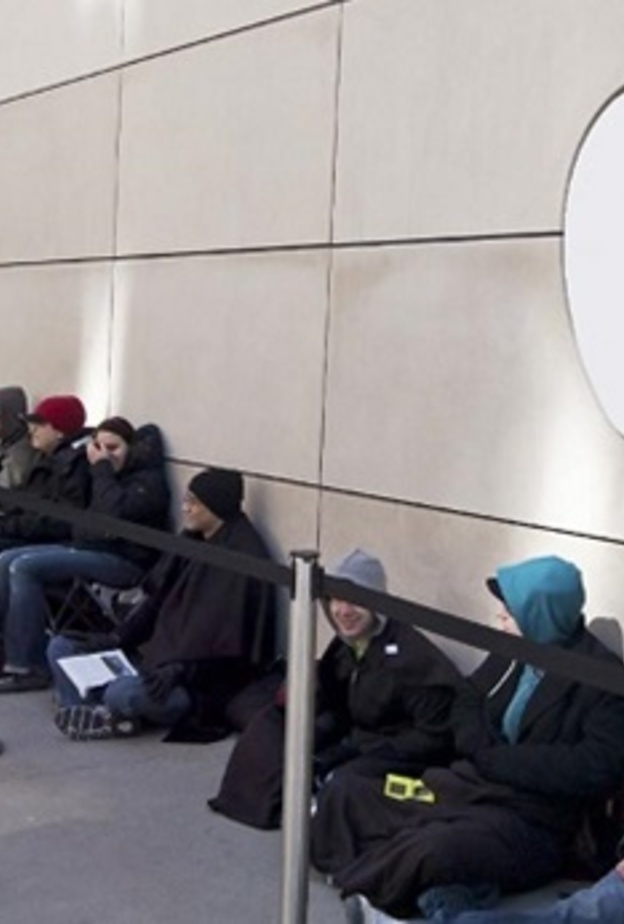 هوس اقتناء المنتجات الجديدة من ابل