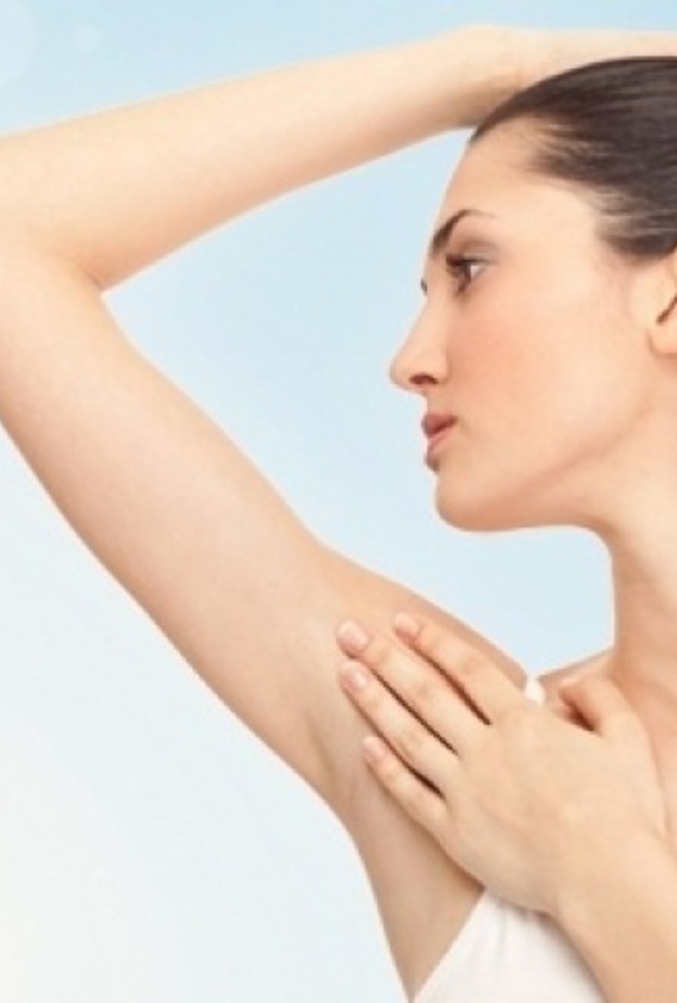 وجود كتل تحت الإبط من علامات تورم الغدد اللمفاوية