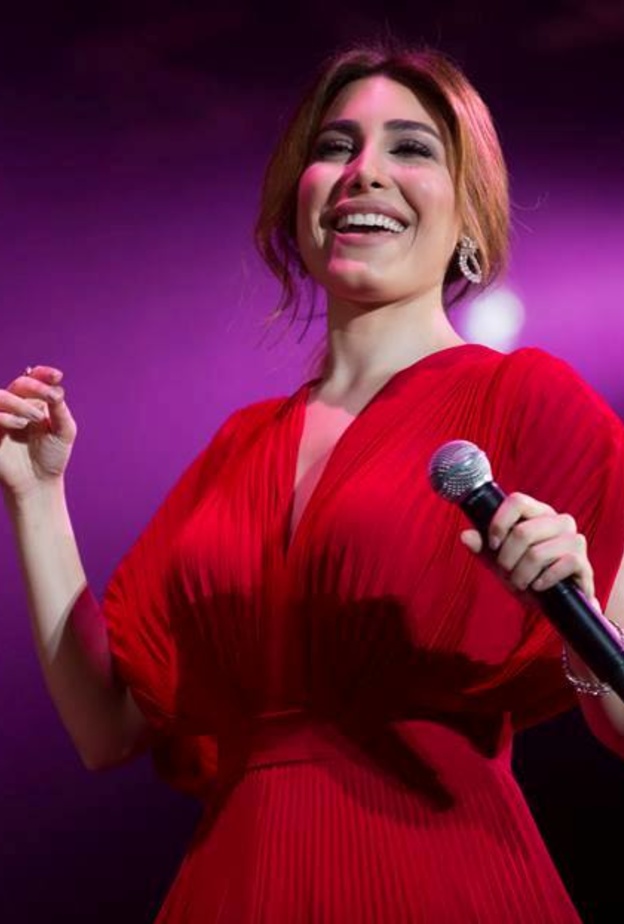 اصدقاء يارا فاجئوها في عيد ميلادها