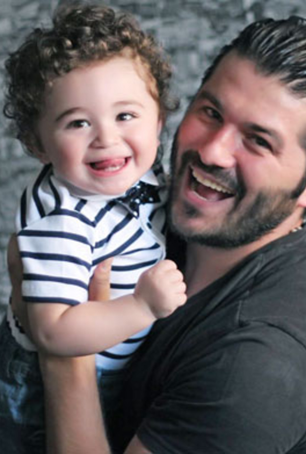 يزن السيد وابنه يعرب