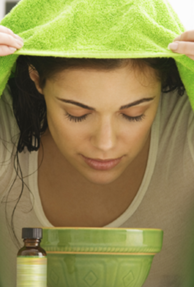 يستخدم البقدونس فى ازالة الرؤوس السوداء عن طريق عمل حمام بخار