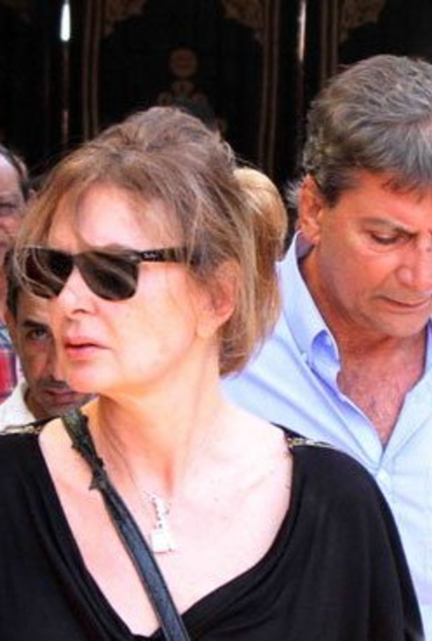 يسرا تحتفل بعد الحداد