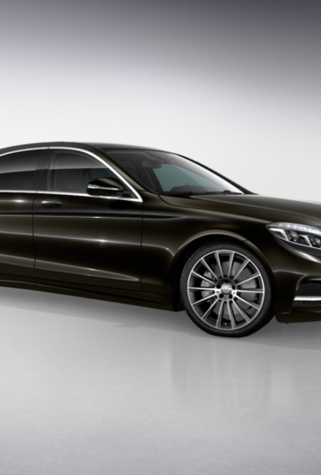 Mercedes S Class السيارة الفاخرة الأكثر مبيعاً