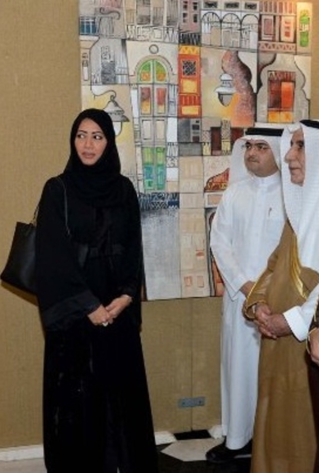 الفنانات ينافسن الفنانين في معرض الفن التشكيلي السعودي