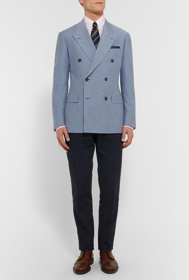 لوك انيق مع ربطة العنق والبليزر الازرق