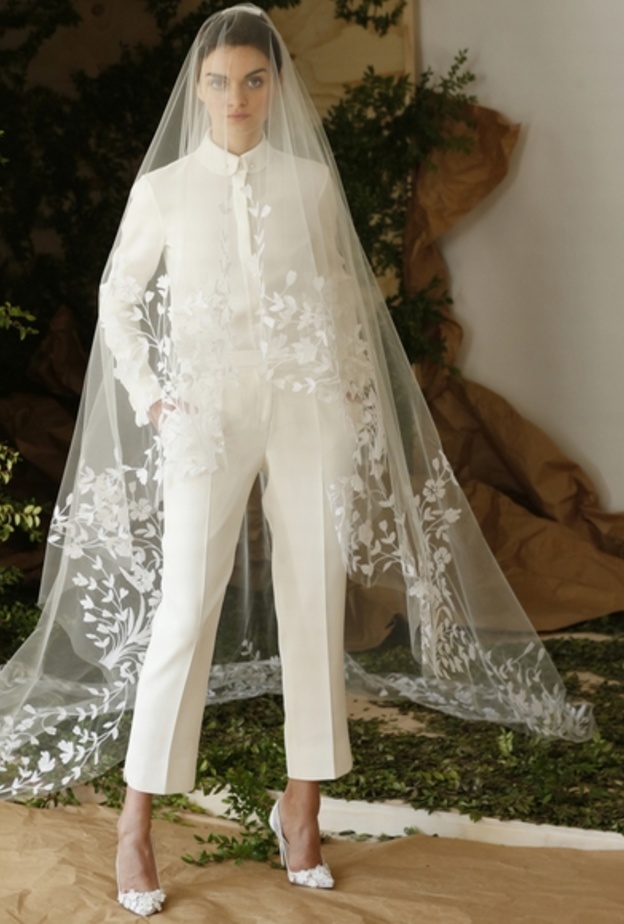 01 جمبسوت Jumpsuit من ايلي صعب Elie Saab