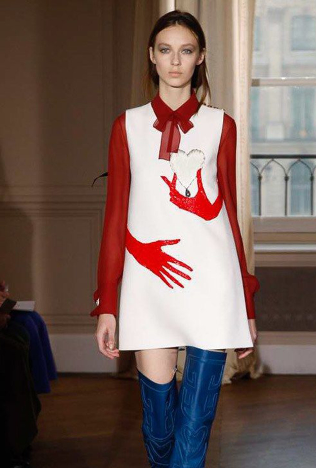 مجموعة الألبسة الراقية من شياباريلي لربيع 2017