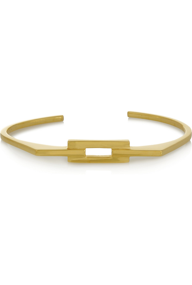  اطلالة بقفطان قطني فاخر من THE ELDER STATESMAN 