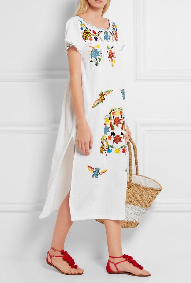  فستان من SENSI STUDIO