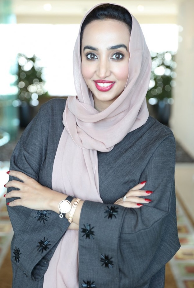 نورة السويدي سيدة أعمال إماراتية 