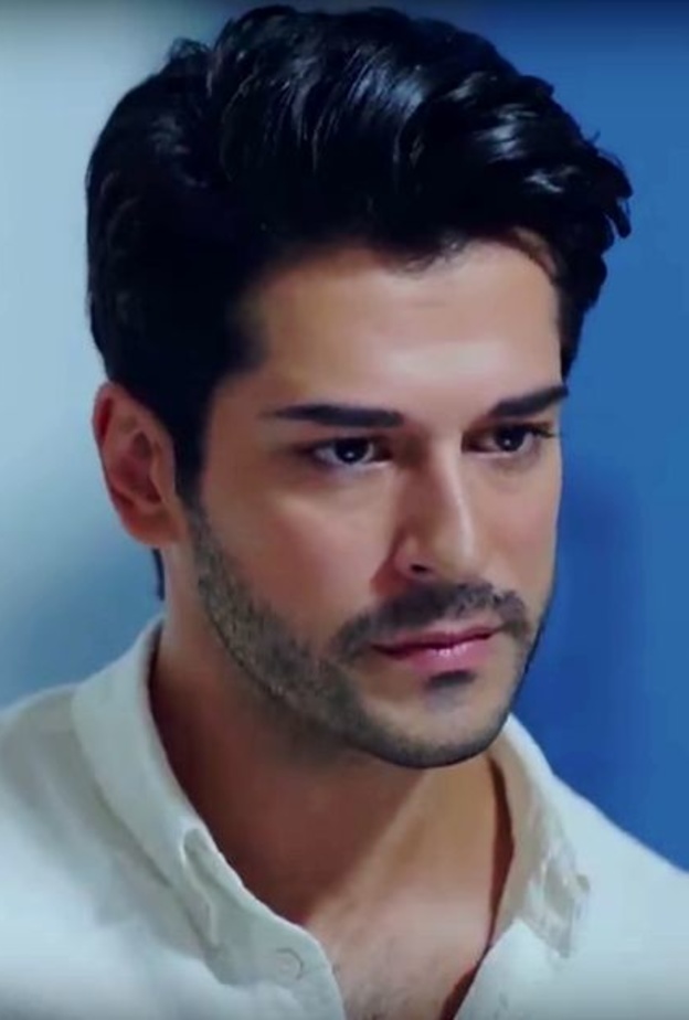 بوراق أوزجفيت