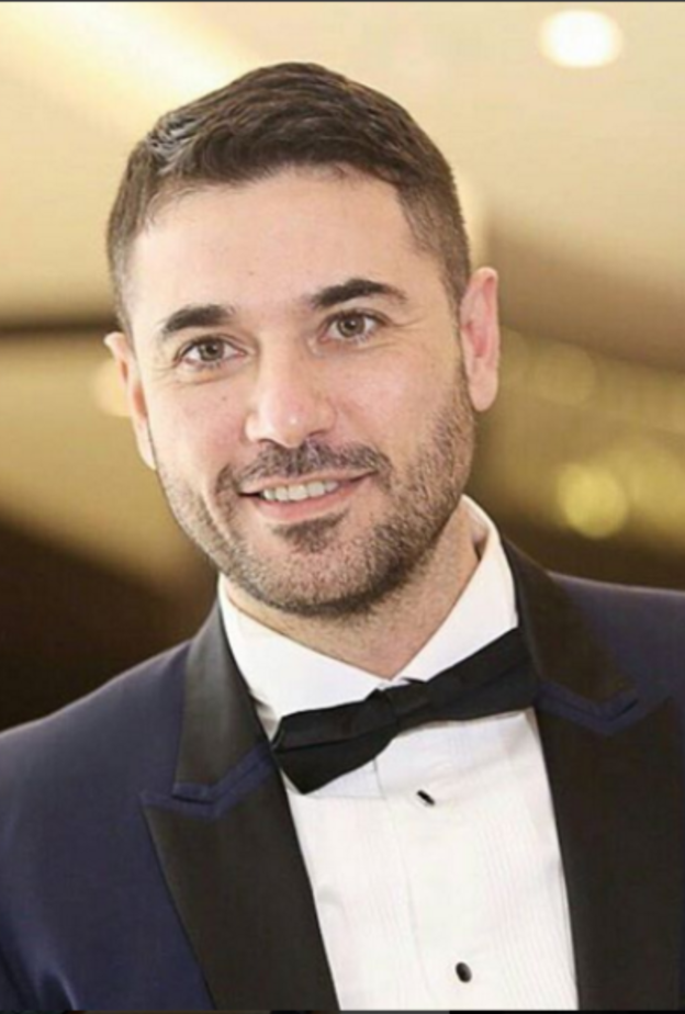 احمد عز بدأ مشواره في عروض الازياء