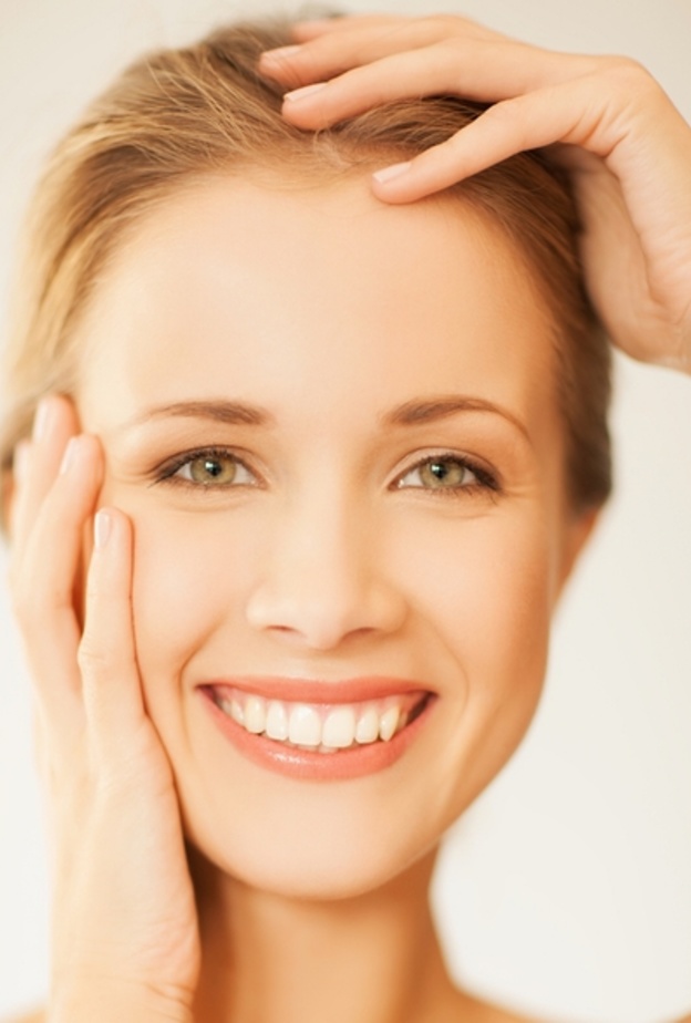 العناية بالبشرة يحارب التجاعيد