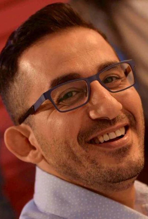 الفنان احمد حلمي