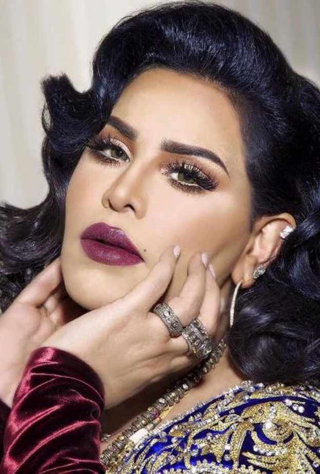 احلام تتلقى هدية من زوجها