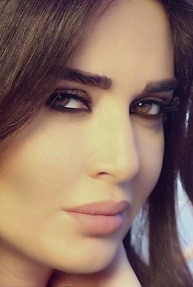 سيرين بإطلالة حديثة لها 2016