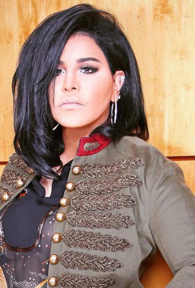 أحلام مع نيشان