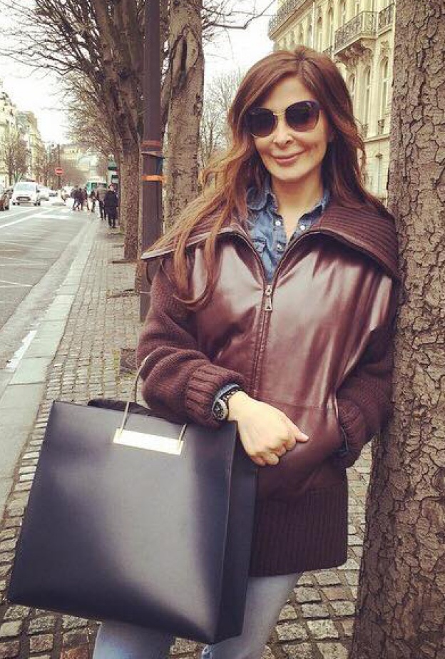 صورة من باريس بعدسة اليسا