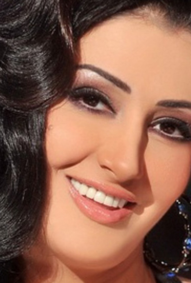 غادة عبدالرازق وسلفي على البحر