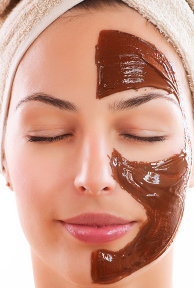 ماسك الشوكولا يرطب بشرتك