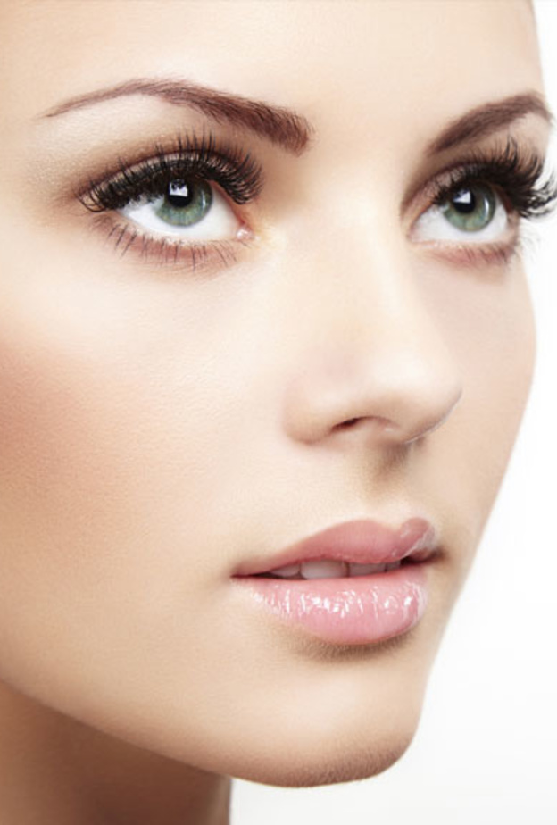 نشاء الذرة تعمل على التخفيف من اسوداد هالات العين