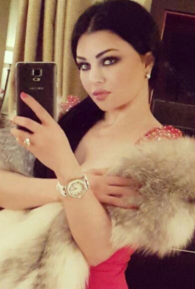 هيفاء وهبي بصور من كواليس مسلسل مريم