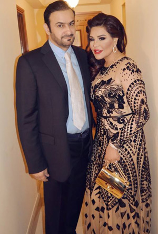 أحلام وزوجها 