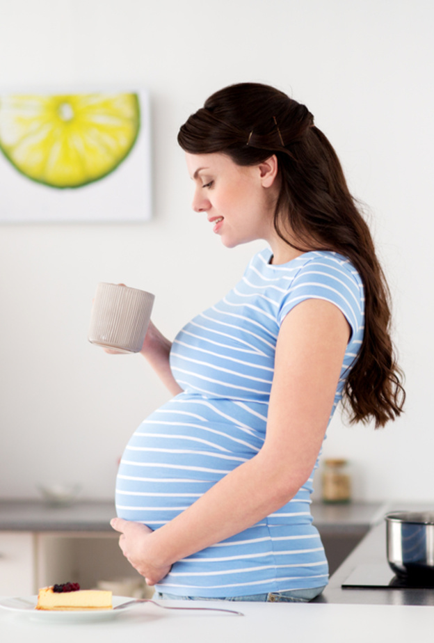 10 اعشاب مفيدة وامنة للحامل في الاشهر الاولى