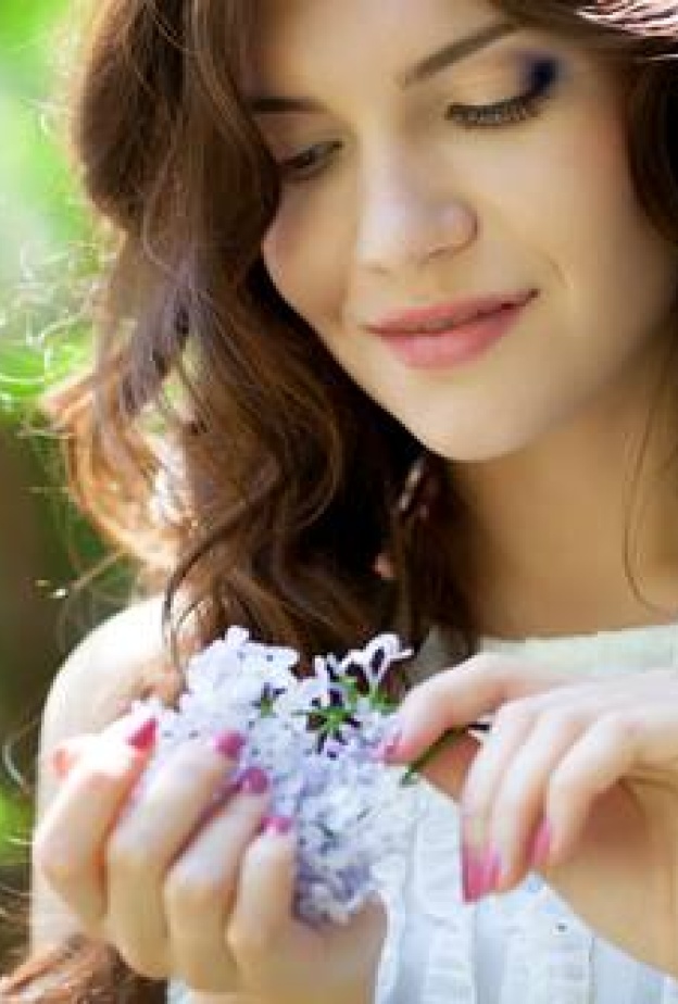 الرقة سر أنوثتك!