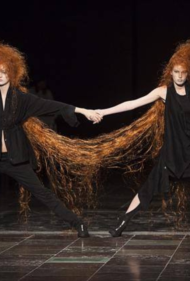 الغرابة تسيطر على عروض أسبوع الأزياء في كوبنهاغن !