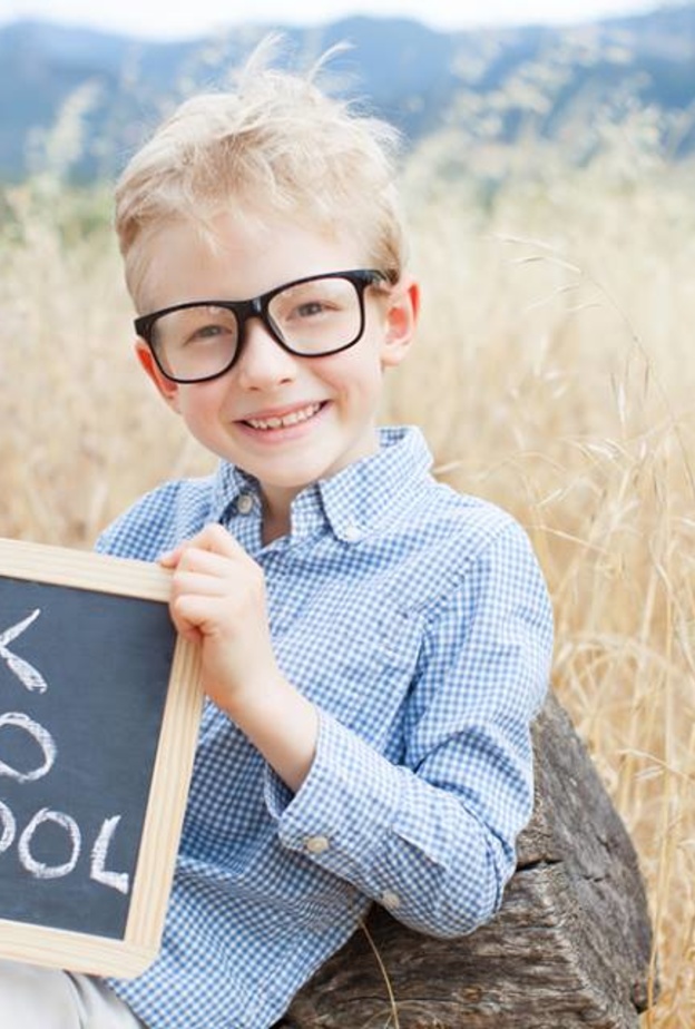 كيف تساعدين طفلك في إنعاش ذاكرته قبل بدء الدراسة؟