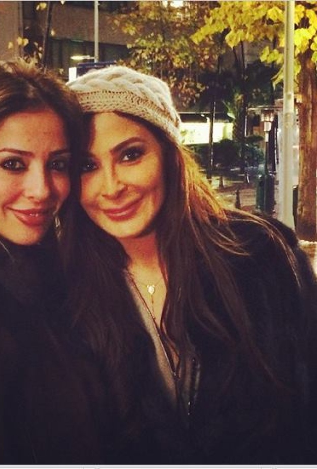 اليسا ووفاء الكيلاني يقضيان أوقاتا ممتعة في اسطنبول 