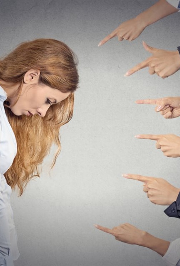 إرتكاب الأخطاء ليس عيباً و لكن... ؟