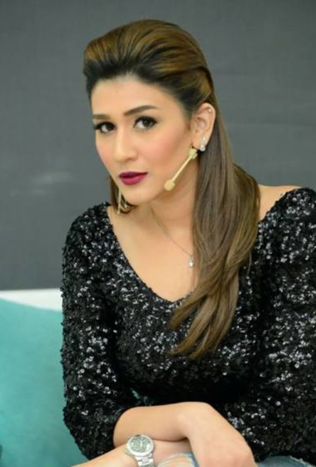 دنيا صلاح عبدالله 2017