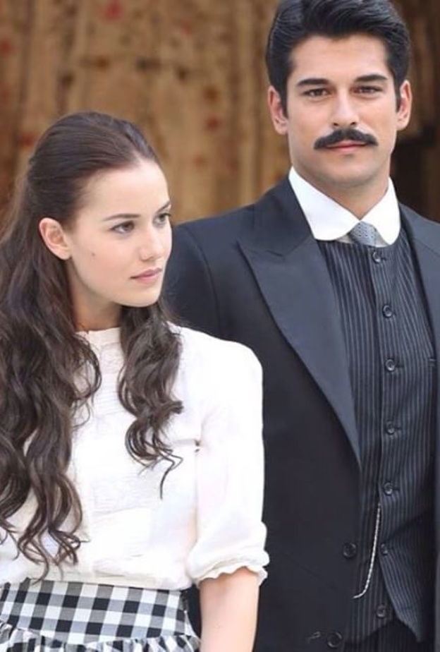 بوراق أوزجفيت وفهرية إفجان