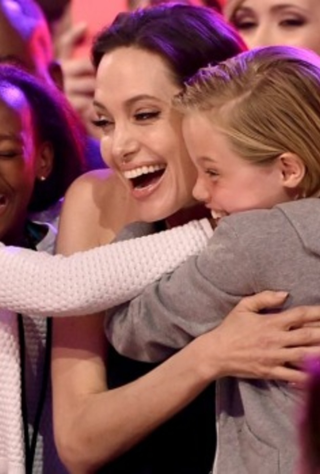 لماذا سافرت أنجلينا إلى أثيوبيا