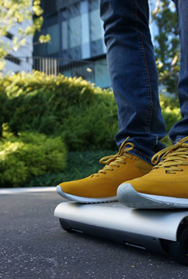 فيديو: WalkCar .. وسيلة تنقل في حقيبة!