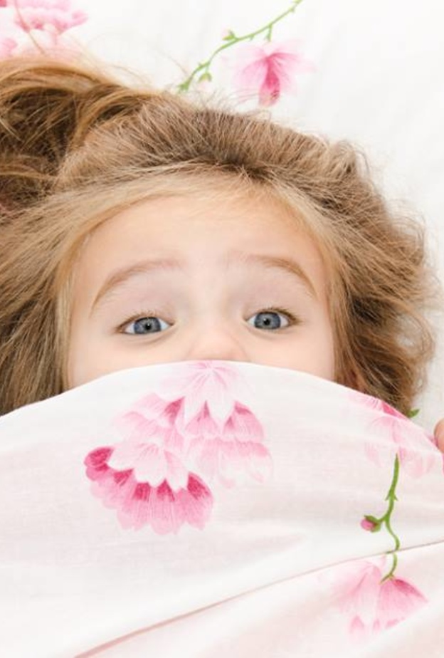 بالفيديو: كيف تتعاملين مع كوابيس أطفالك؟