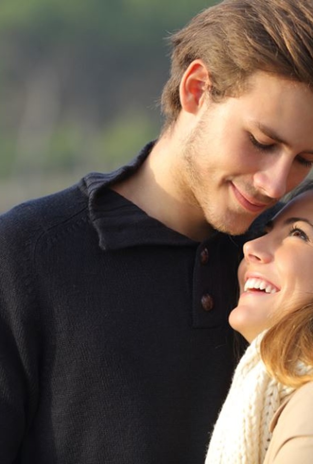 أسرار إنجذاب الرجل إلى المرأة القصيرة 