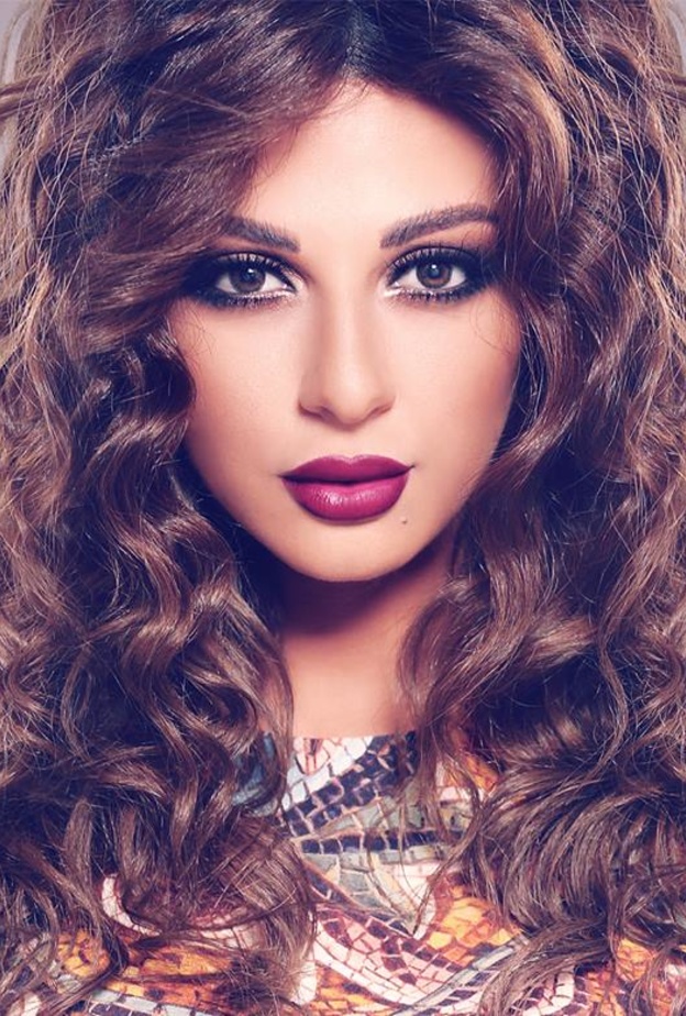 ميريام فارس في أستوديو الفن في بداية الألفية