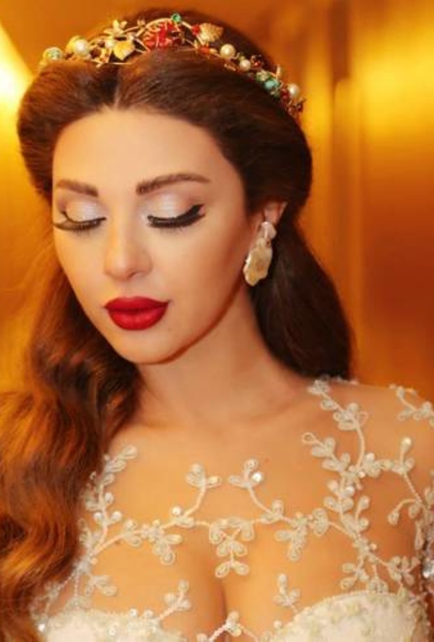 ميريام فارس في حفلها بالقرية العالمية في دبي