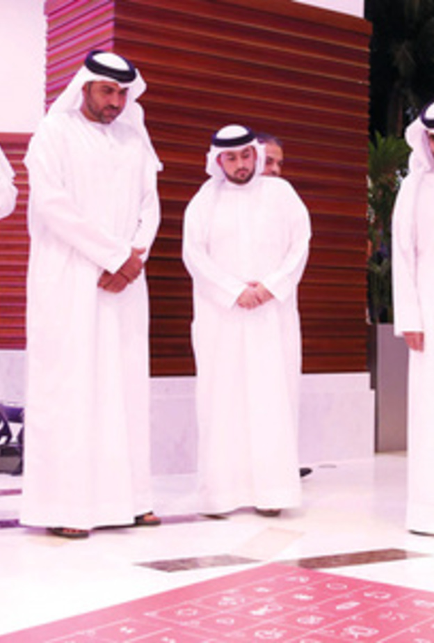 لمسة إنسانية من أطفال بينالي الشارقة تجاه الأطفال المصابين بالسرطان