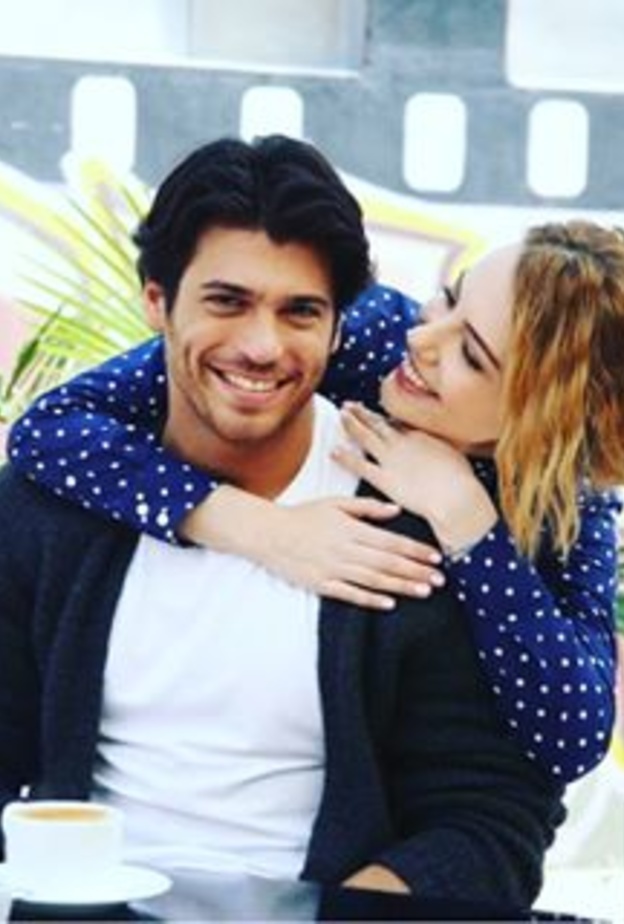 مسلسل من منا لم يحب