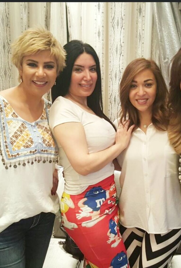 دعتهن ريهام صبري لحفل الغداء في منزلها