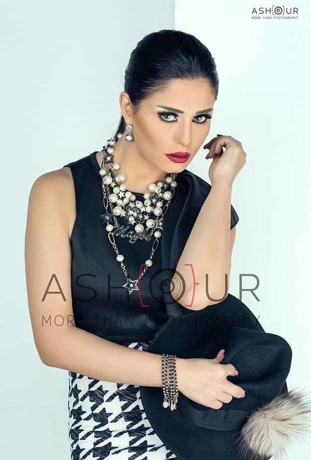 اول جلسة تصوير لمنة فضالي بعد خضوعها لعملية جراحية.. شاهدوا رشاقتها