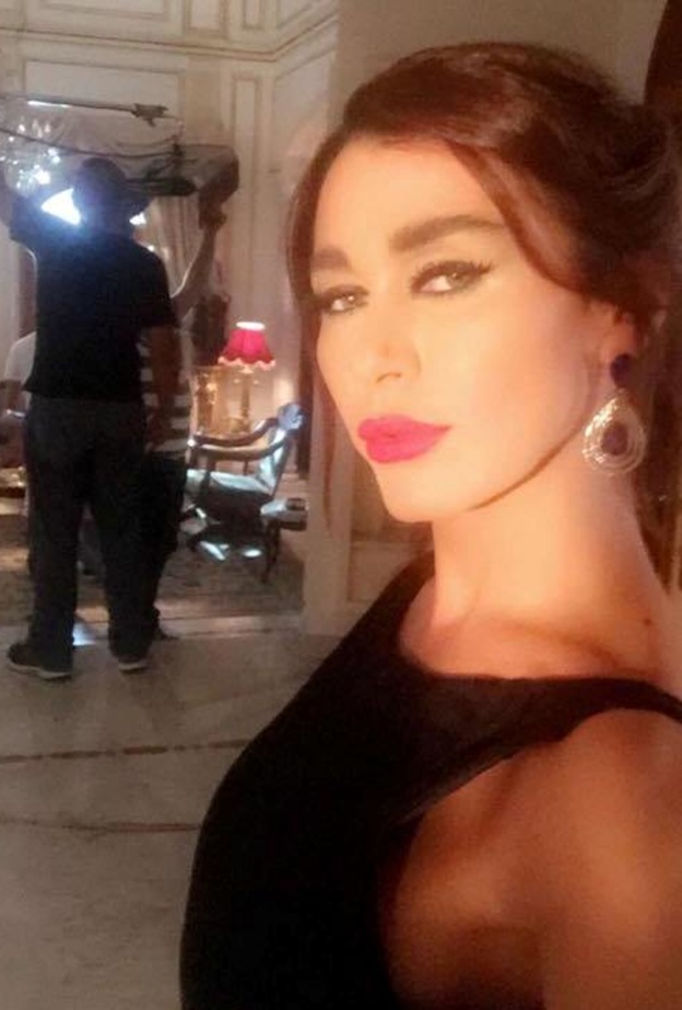 صورة سلفي لنادين الراسي