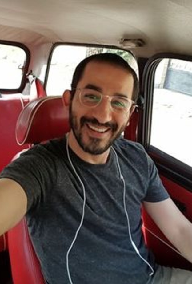 سيارة احمد حلمي